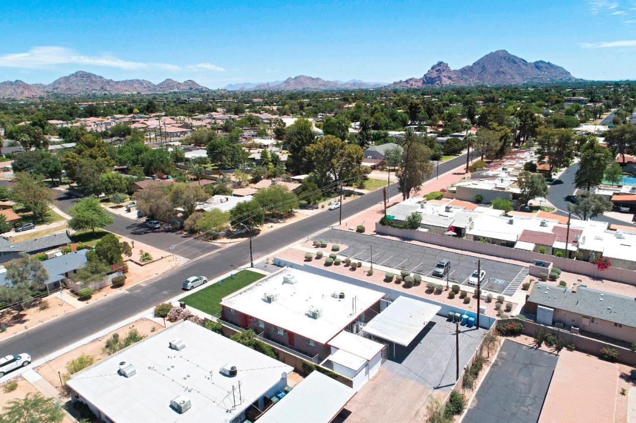 Larocco On Turney Biltmore Phoenix Exterior photo